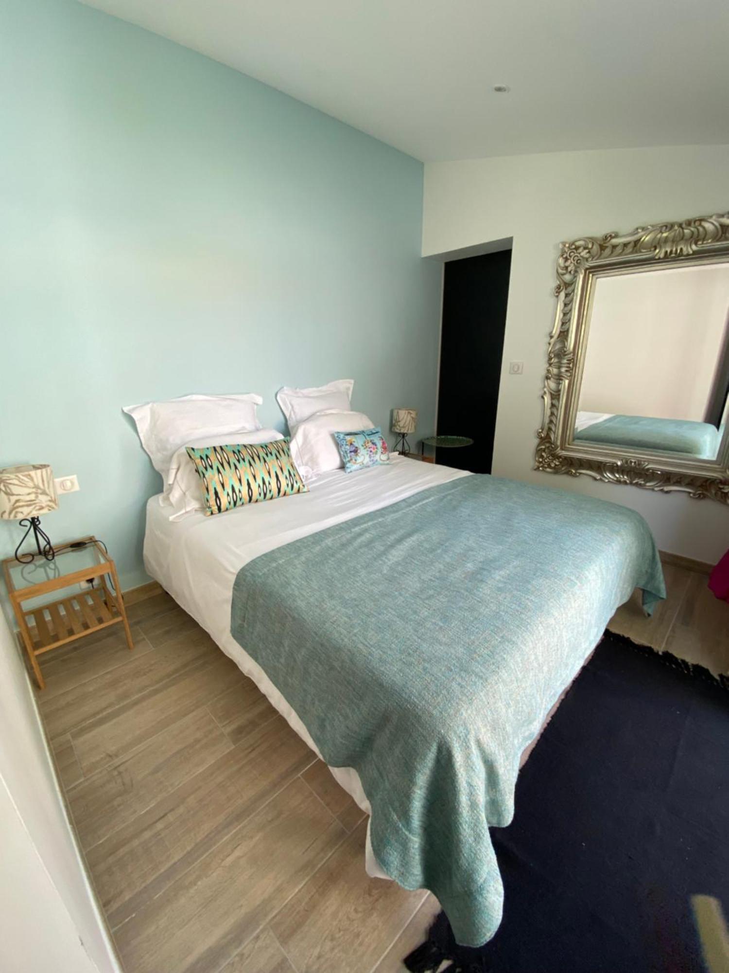 Le 5 Bis Bed and Breakfast Mornac-sur-Seudre Eksteriør billede