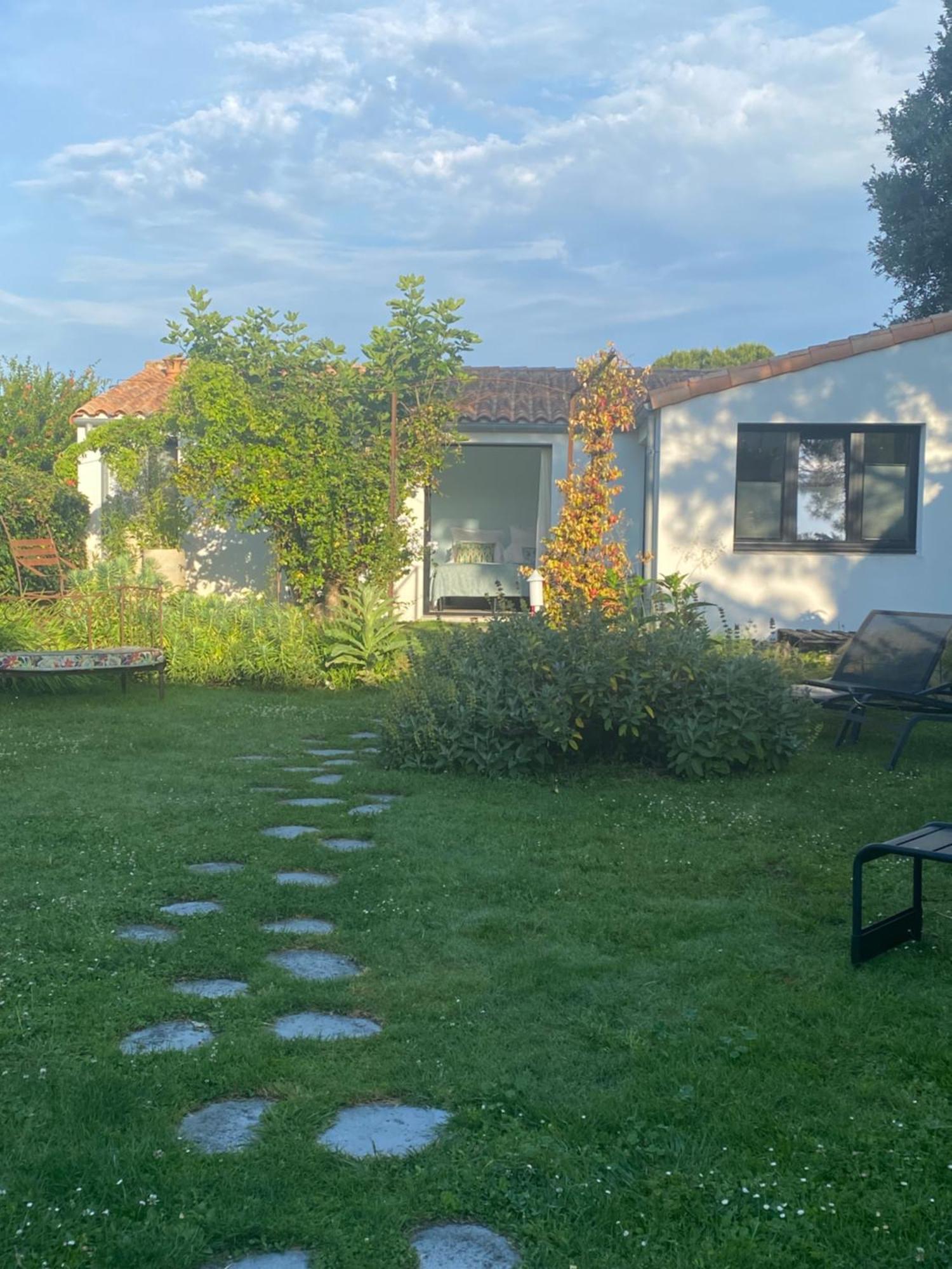 Le 5 Bis Bed and Breakfast Mornac-sur-Seudre Eksteriør billede